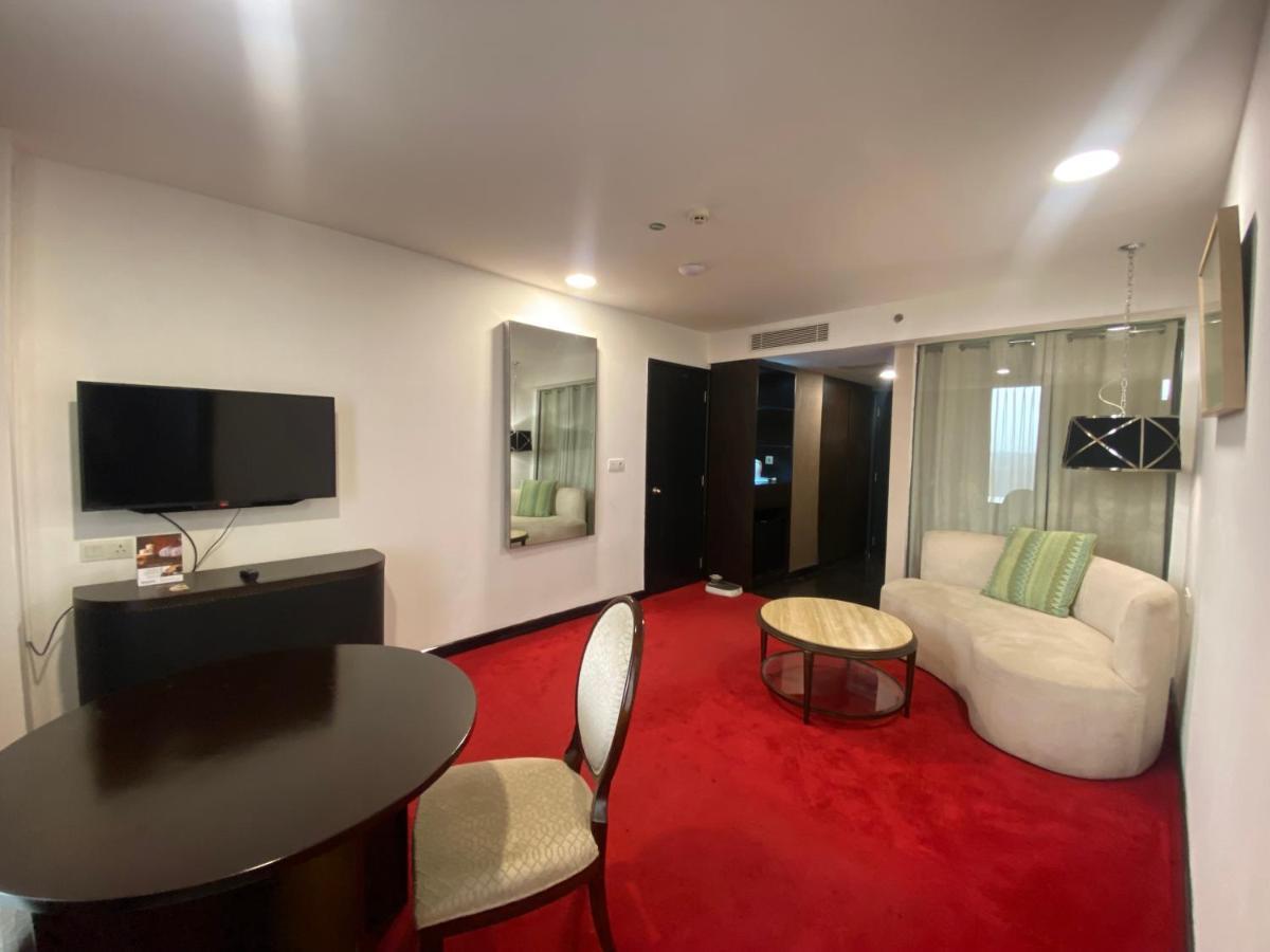 Amaroossa Cosmo Jakarta Exterior photo