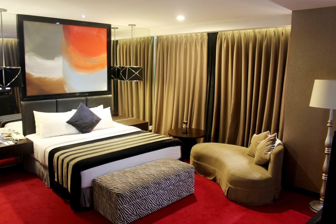 Amaroossa Cosmo Jakarta Exterior photo